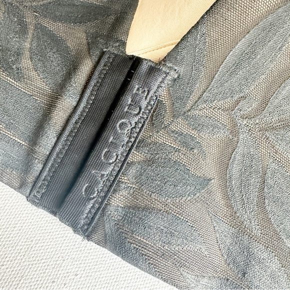 Cacique Invisible Lace Backsmoother Balconette Bra Black Size 48DD Black - Picture 3 of 8